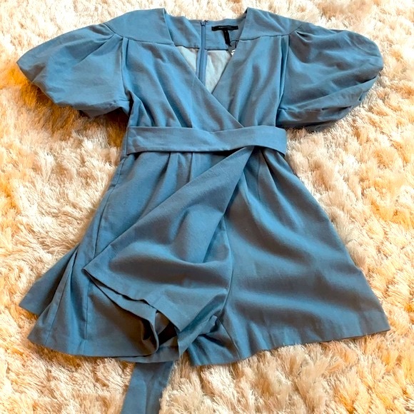 🔥🔥 BCBGMAXAZRIA Chambray Romper 🔥🔥 - Picture 5 of 7